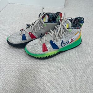 Nike Kyrie 7 Visions Light Bone